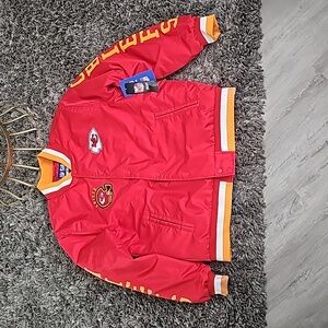 Chiefs jacket men or women SUPER  BOWL🏈